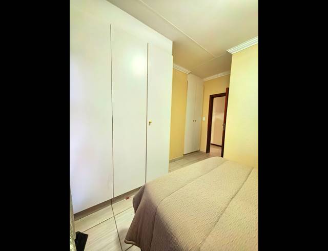 2 BEDROOM TOWNHOUSE FOR SALE IN SASOLBURG EXT 23